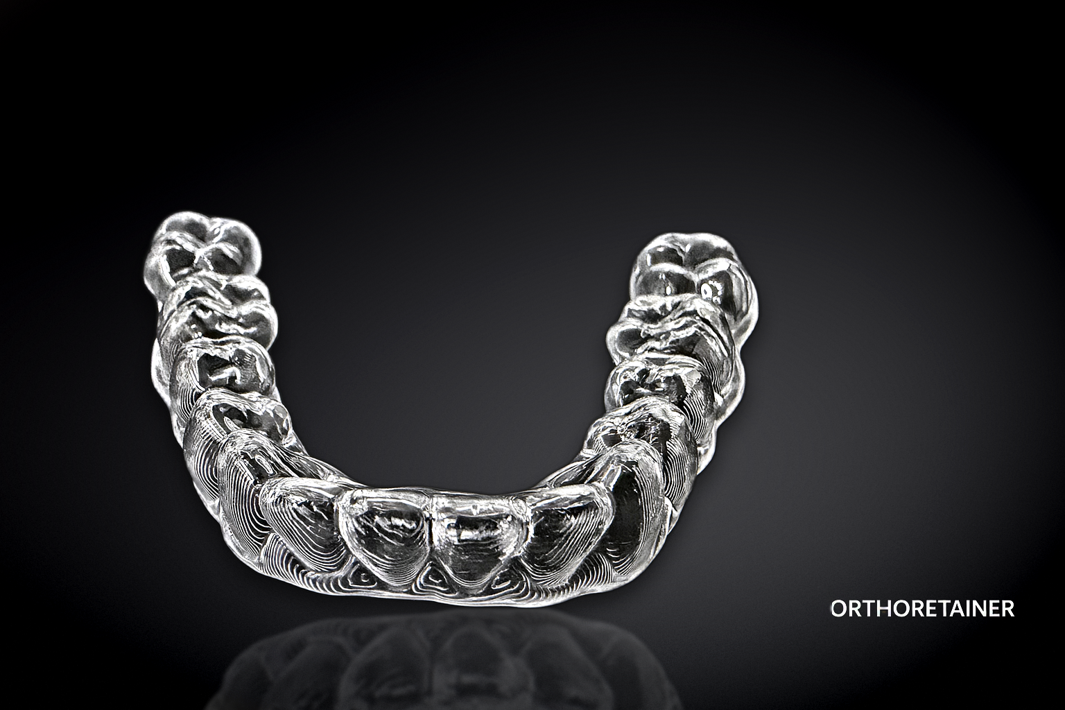 OrthoRetainer transparente Retentionsschiene Detailansicht